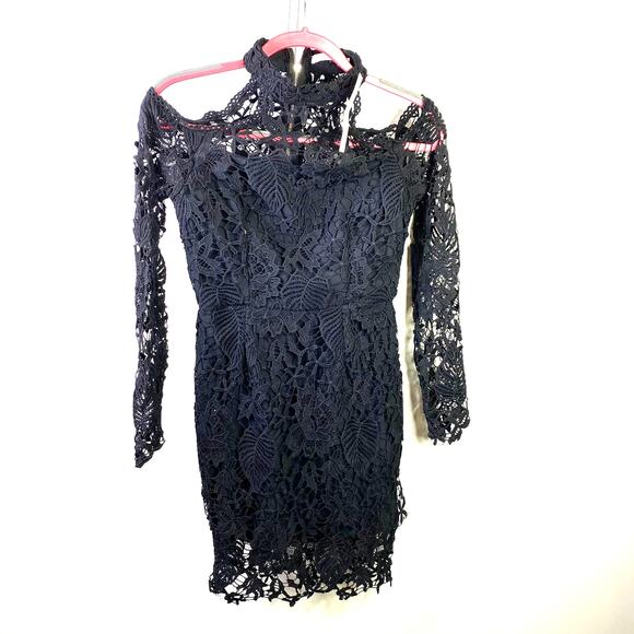 NEW Vera & Lucy black lace cold shoulder dress - Picture 3 of 9